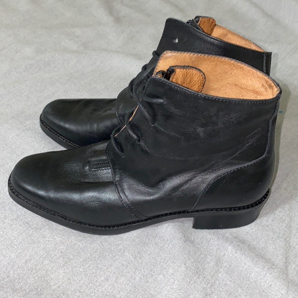Ballin women black boots